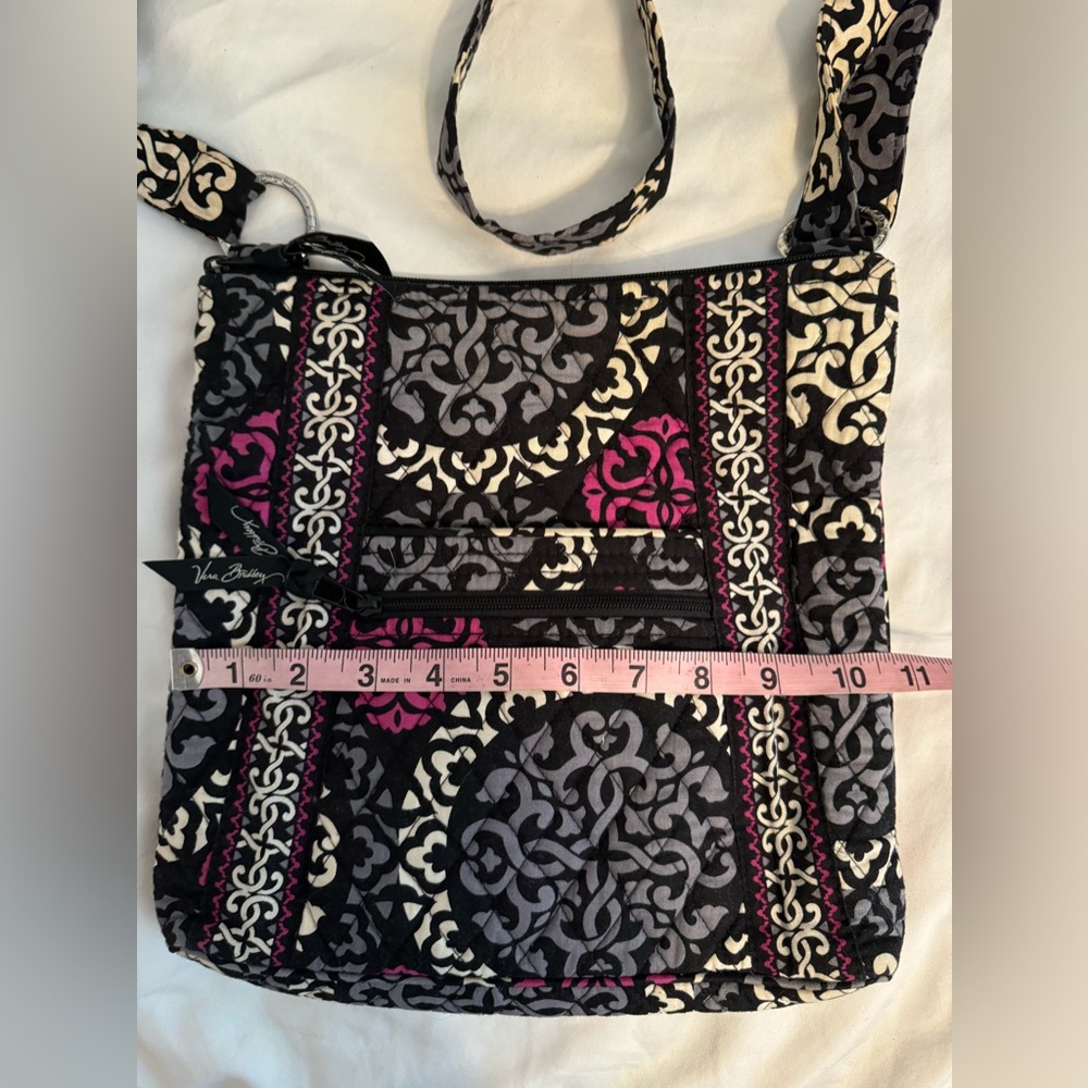 Vera Bradley Crossbody Pocketbook - Picture 9 of 10
